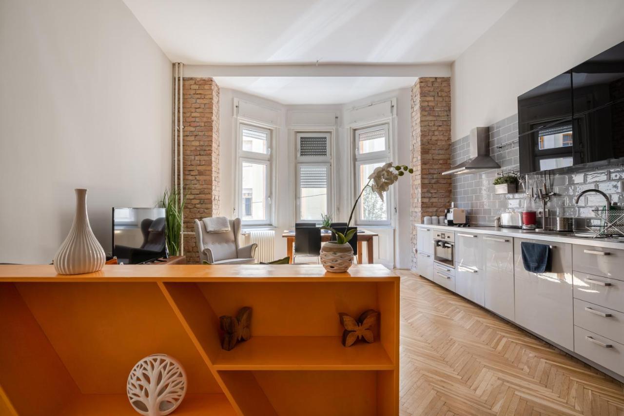 W24- Boutique Apartments, Best Location. By Bqa Будапеща Екстериор снимка